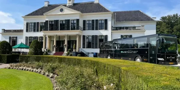 Partybus huren voor bedrijfsfeest Zoetermeer