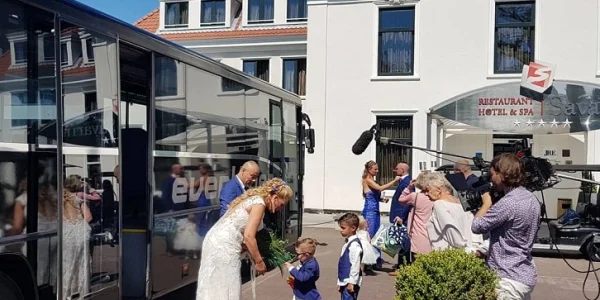 Partybus huren voor bruiloft Lansingerland Partybus huren voor bruiloft Lansingerland